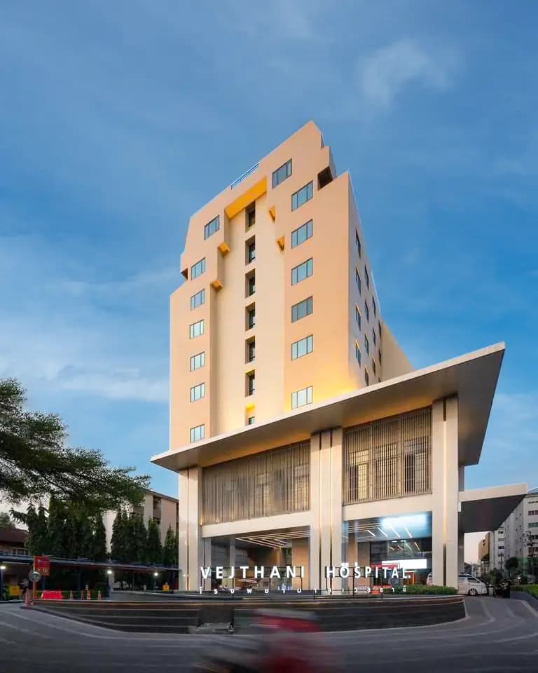 Vejthani Hospital — Bangkok, Thailand