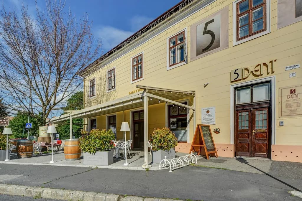 5dent Dental Clinic — Budapest, Hungary