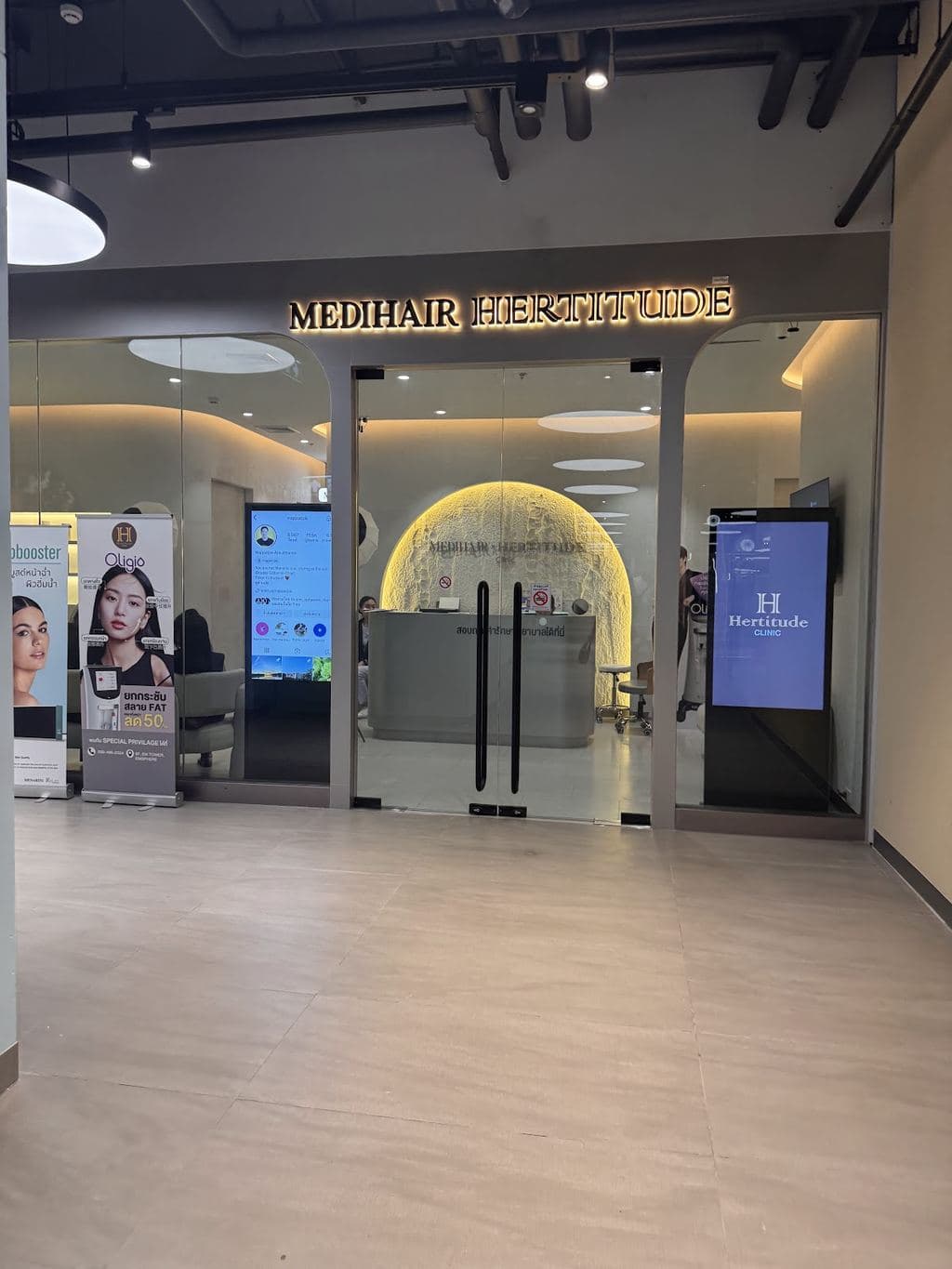 Medi Hair Emsphere — Bangkok, Thailand