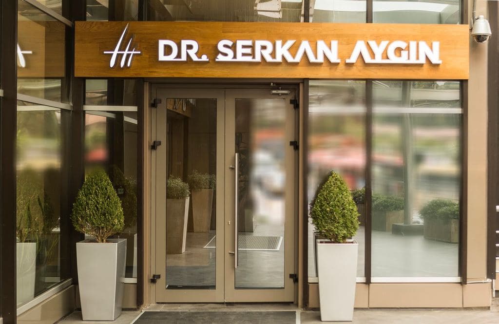 Dr Serkan Aygın Hair Transplant Clinic - Istanbul Turkey — Istanbul, Turkey