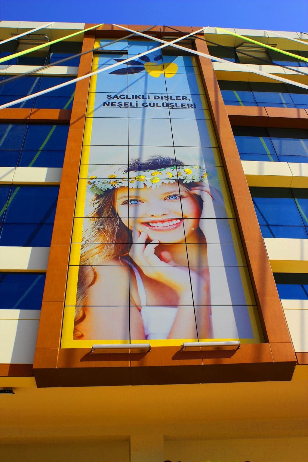 Papatya Dental Hospital — Antalya, Turkey