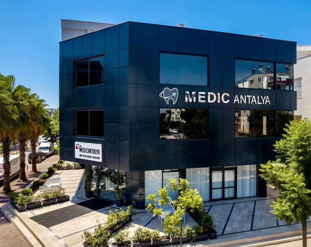 Medic Antalya Dental Clinic — Antalya, Turkey