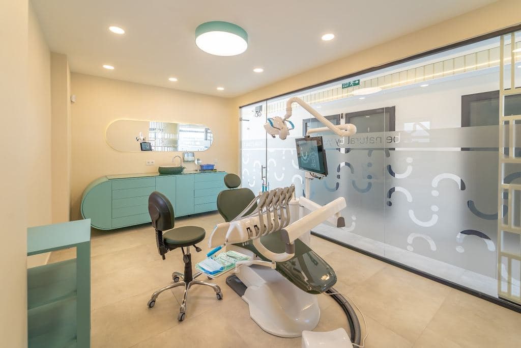 Dentiora Ağız ve Diş Sağlığı Polikliniği — Bodrum, Turkey