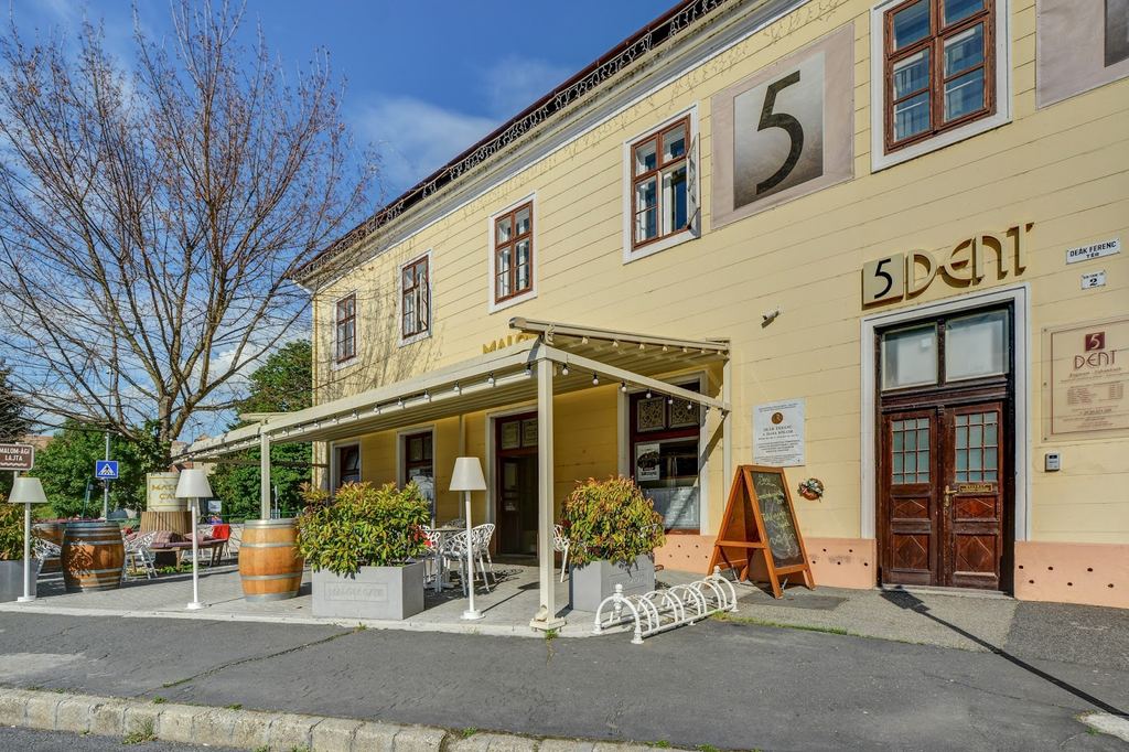 5dent Dental Clinic — Budapest, Hungary