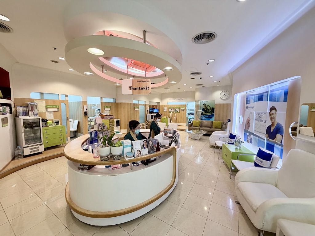 Thantakit Dental Clinic — Bangkok, Thailand