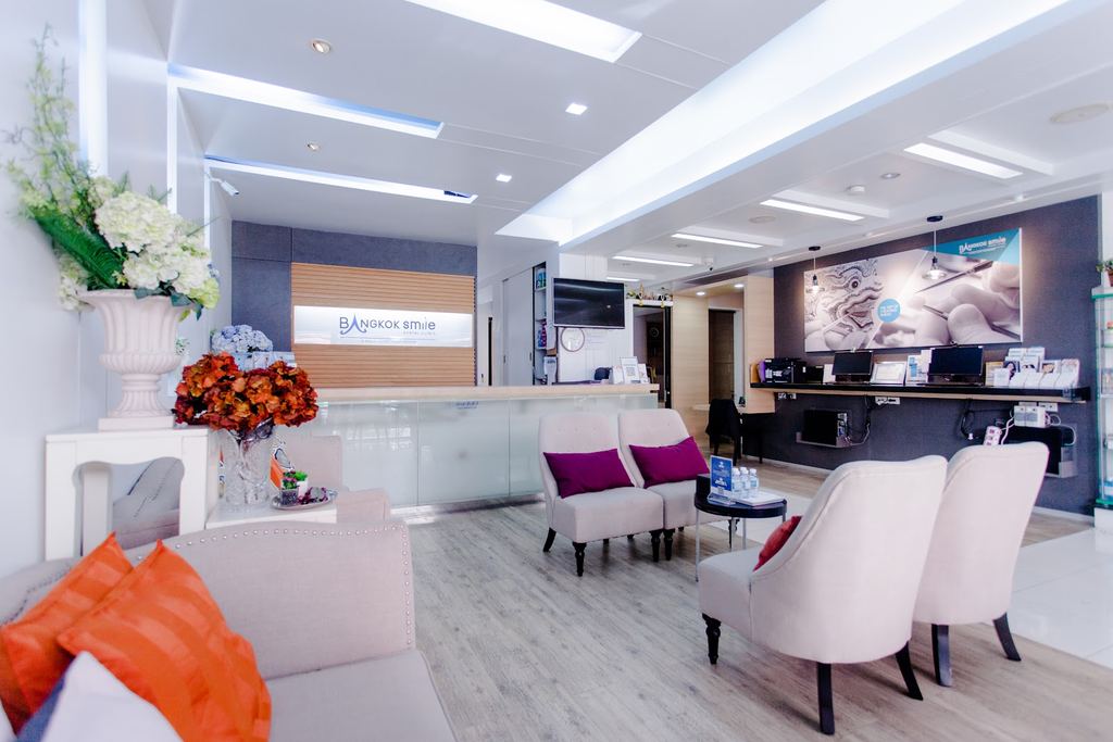 Bangkok Smile Dental Clinic Sukhumvit 21 | Asoke Branch — Bangkok, Thailand
