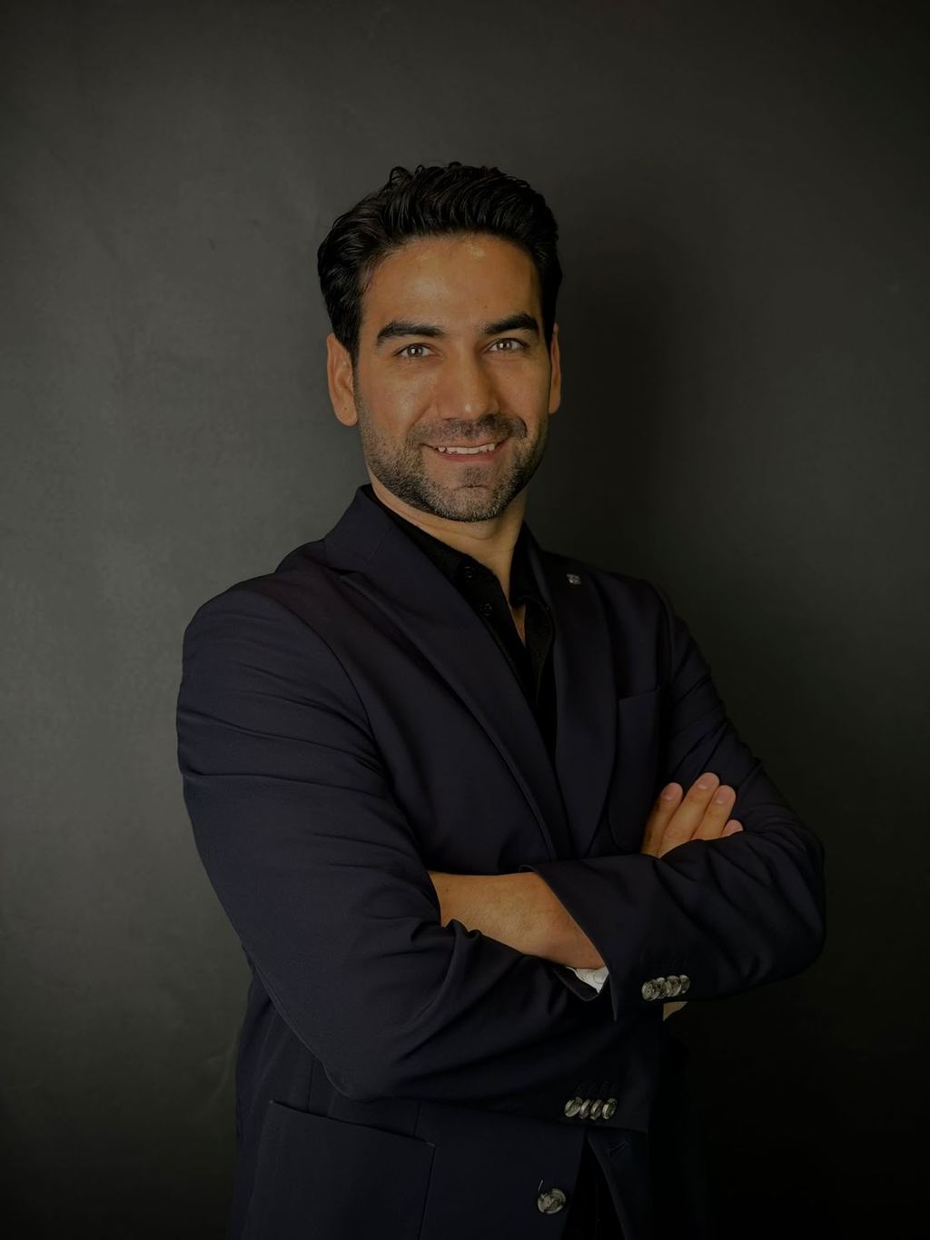 Op.Dr. Süleyman Özer | Meme Büyütme | Burun Estetiği I Liposuction I Göz Kapağı Estetiği I Botoks I Dudak Dolgusu — Istanbul, Turkey
