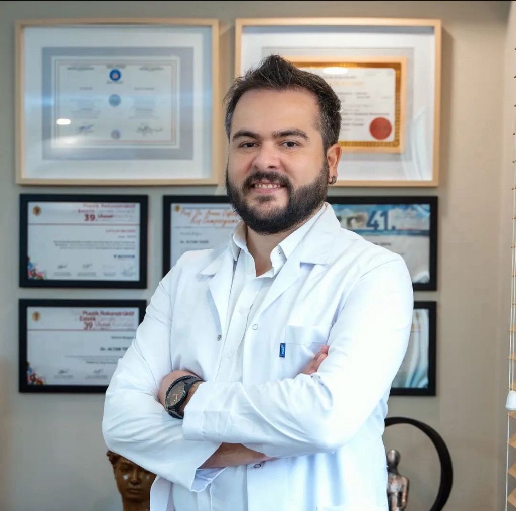 Op. Dr. Altan Tekin, Estetik ve Plastik Cerrah Antalya — Antalya, Turkey