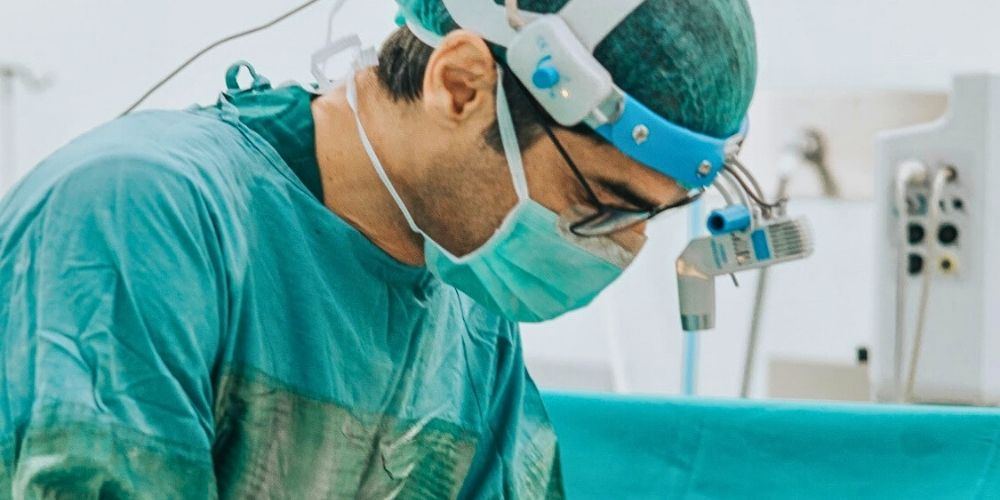 Doç. Dr. Asım Uslu Plastik Rekostrüktif ve Estetik Cerrahi — Antalya, Turkey