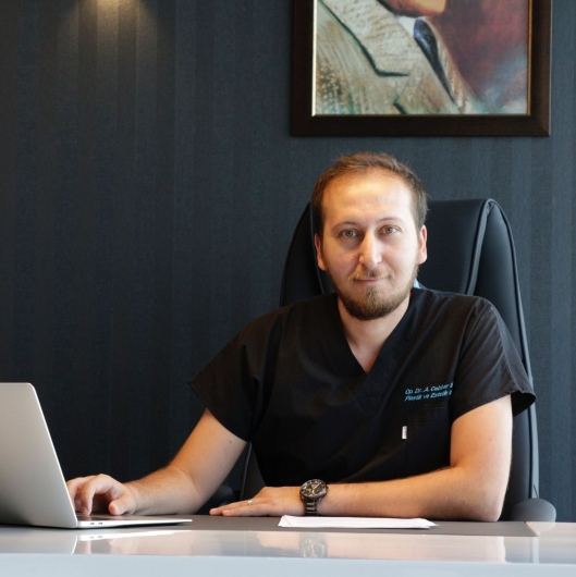 Op. Dr. Abdülcebbar Siyer-Aesthetic and Plastic SurgeryIzmir-Liposuction-Breast Augmentation-Abdominoplasty-EyelidAesthetics — Izmir, Turkey