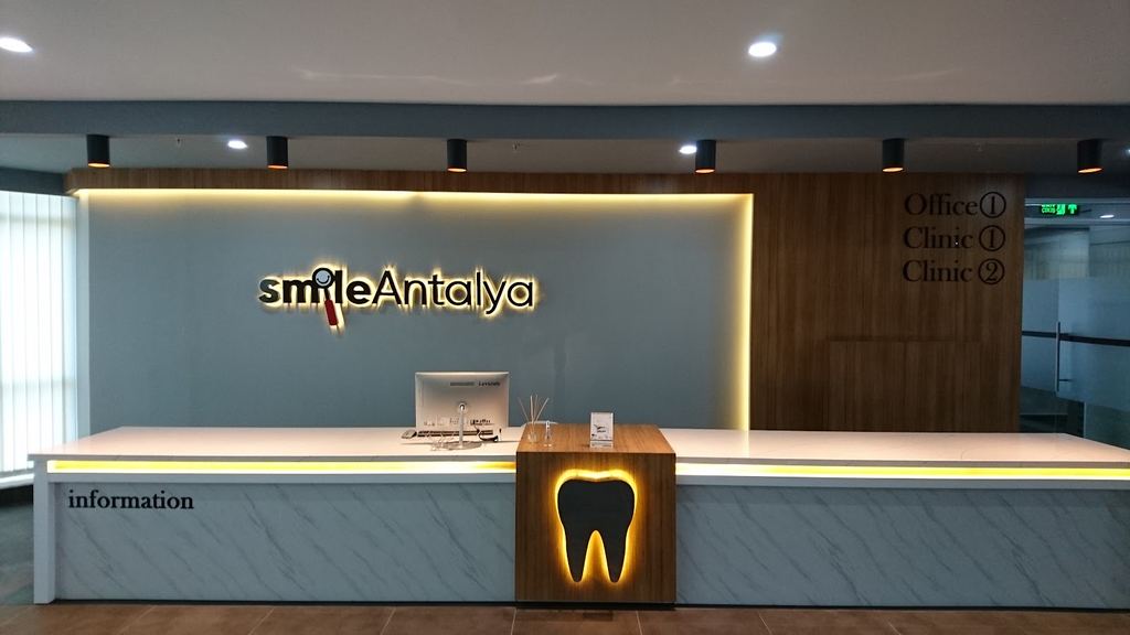 Smile Antalya Dental Aesthetic and Implantology Clinic — Antalya, Turkey